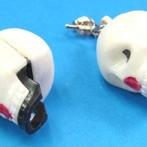 Plastic Skull Earrings-2