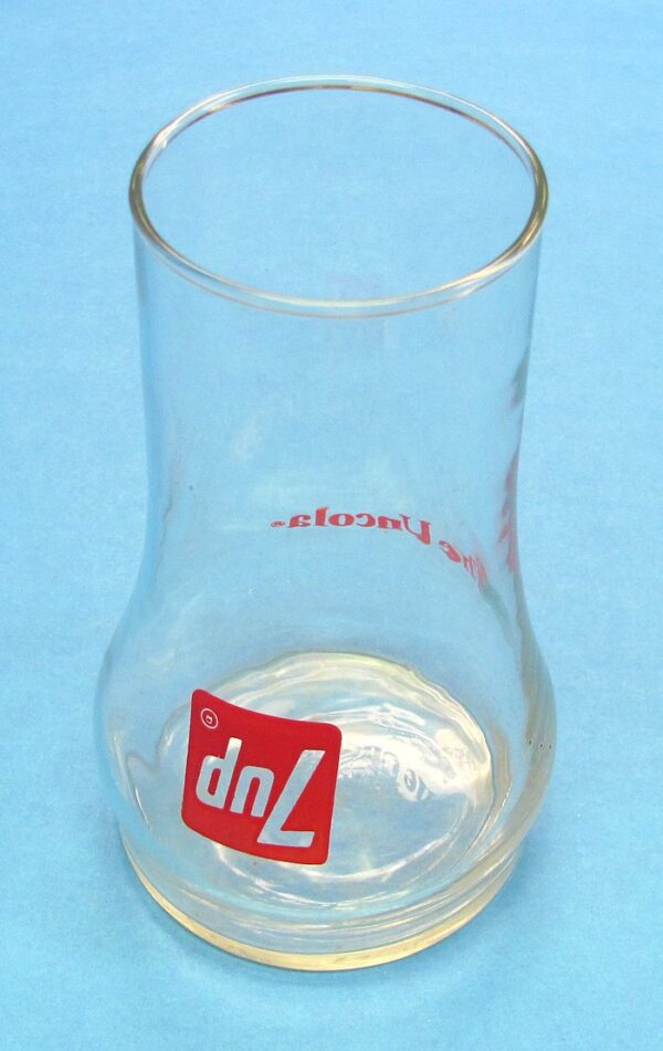 vintage 7 up the uncola upside down glass