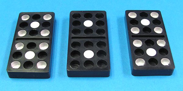 3 dominoes monte (vernet)