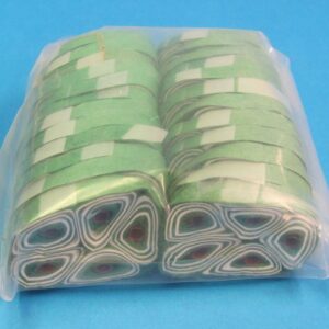 2 dozen cresey throw streamers green and white