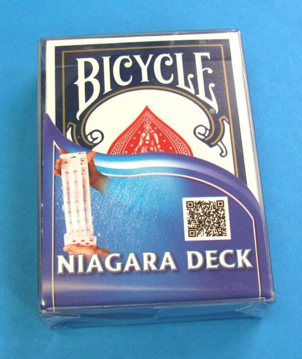 bicycle niagara deck (blue backs)