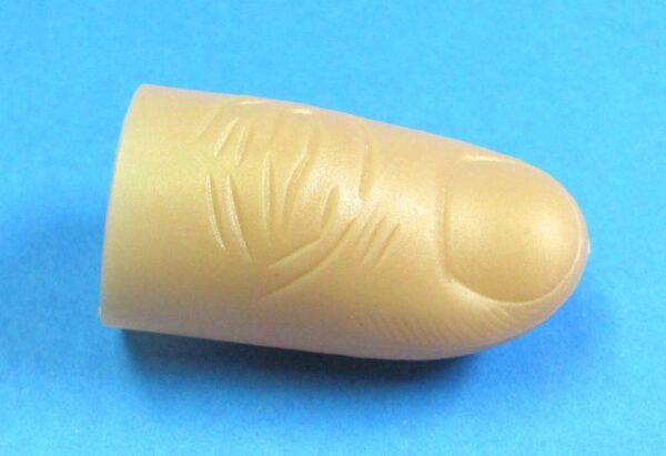 small hard plastic thumb tip #27462