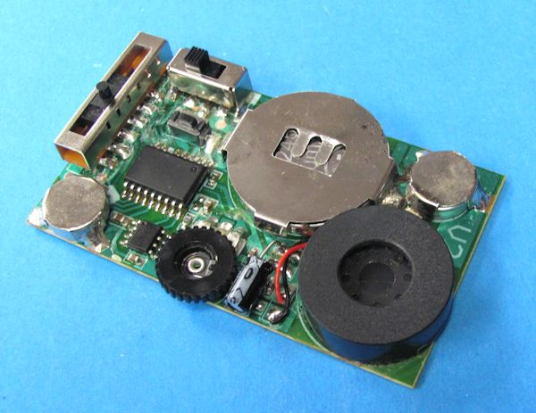 annoy a tron 2.0 (the thinkgeek)