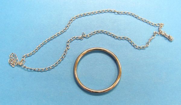 ring on chain (small)