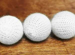 1 inch crochet 5 ball combo set (white) by mr. magic