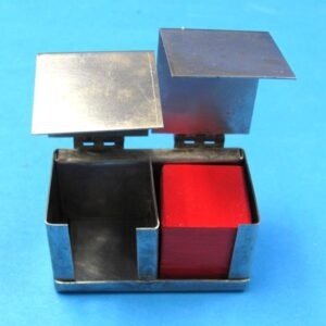 miniature metal die box (vintage)