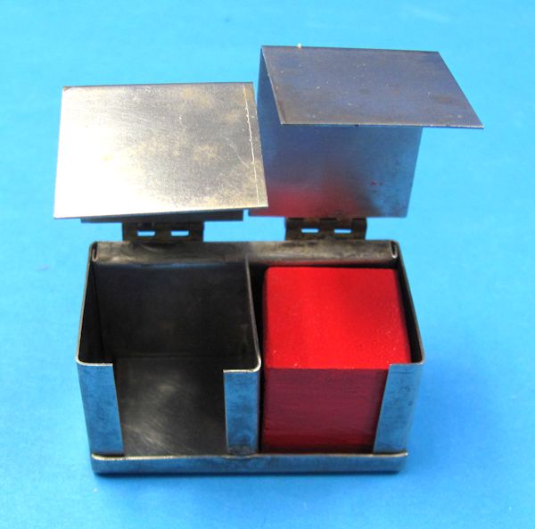 miniature metal die box (vintage)