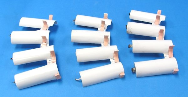 multiplying candles (lot of 3) right hand (second lot)